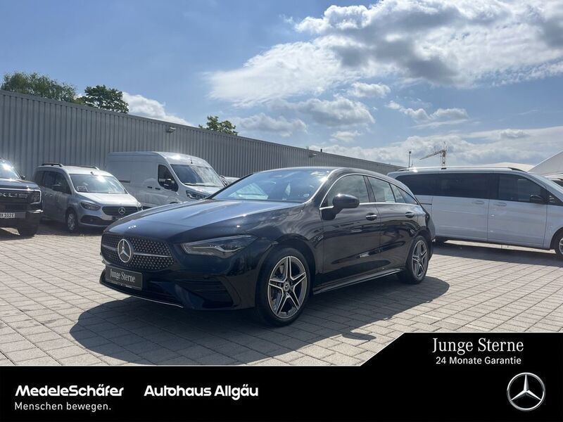 Unilack nachtschwarz Gebraucht 2023 Mercedes CLA250e Shooting Brake AMG Kombi | 34.350 € (Fairer Preis) - Bild 1/4