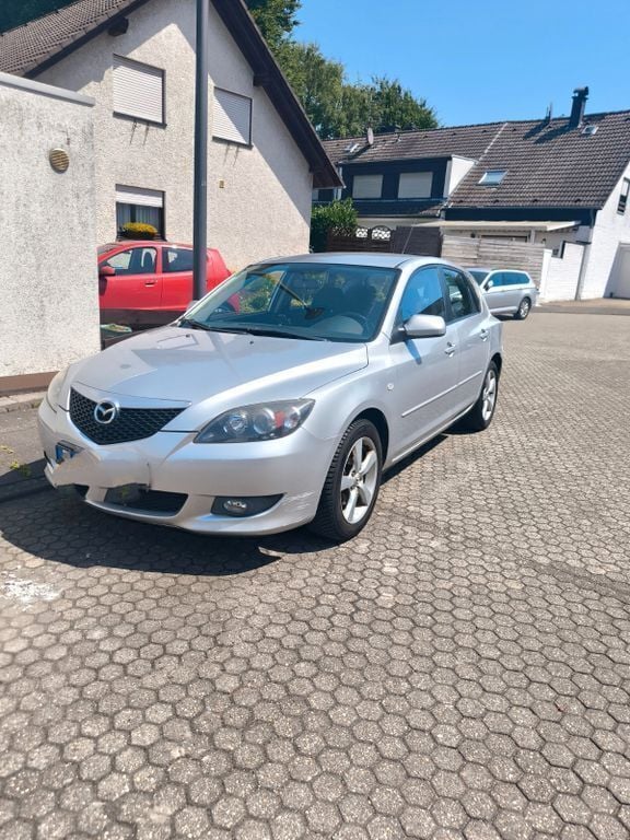 Silber Gebraucht 2006 Mazda 3 Active Limousine | 2.500 € (Guter Preis) - Bild 1/4