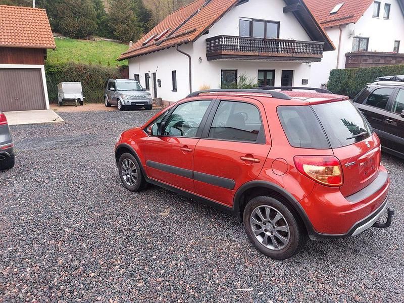 Gebraucht Suzuki SX4 Style 120 PS (88 kW) 2012 Orange Limousine