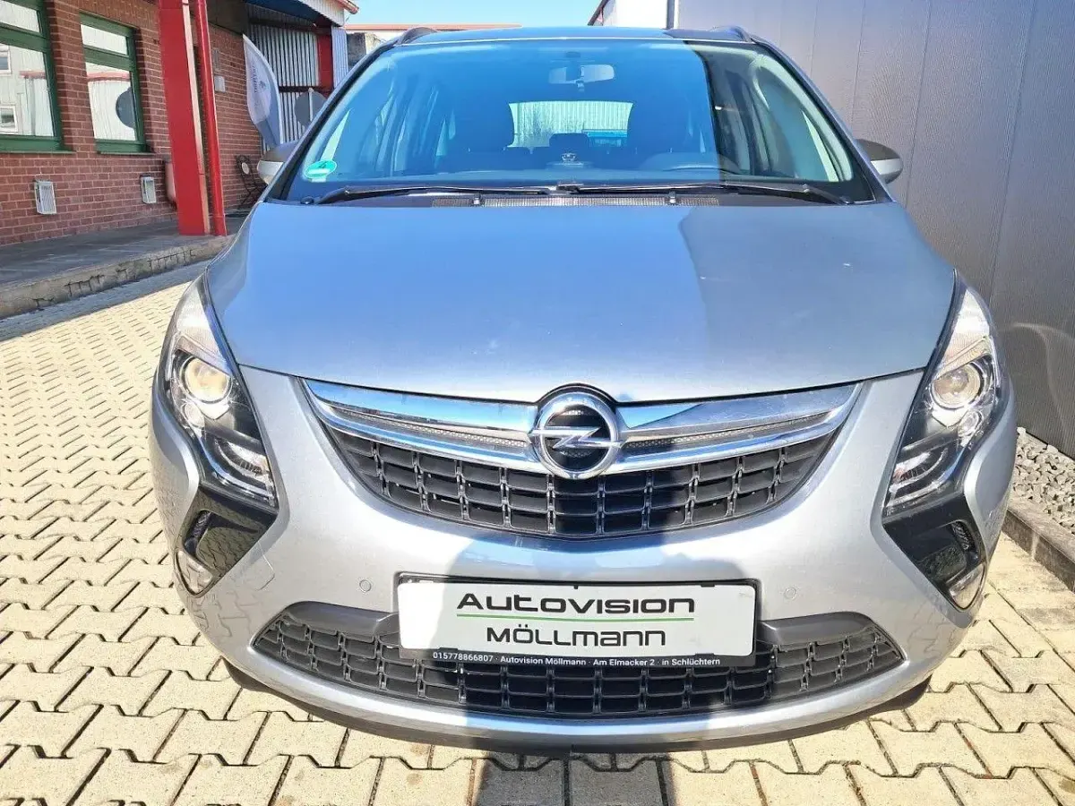 Gebraucht Opel Zafira Tourer 120 PS (88 kW) 2012 Silber Van / Kleinbus