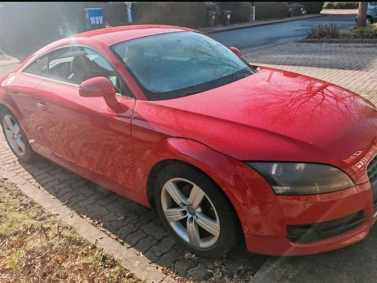 Gebraucht Audi TT 160 PS (117 kW) 2009 Rot Coupé