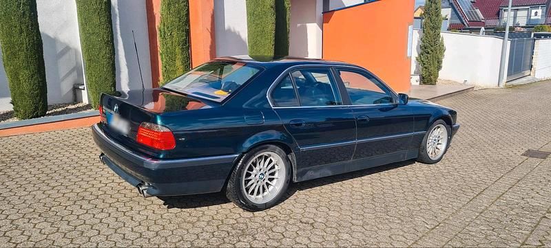 Gebraucht BMW 730 230 PS (169 kW) 1994 Grün Limousine