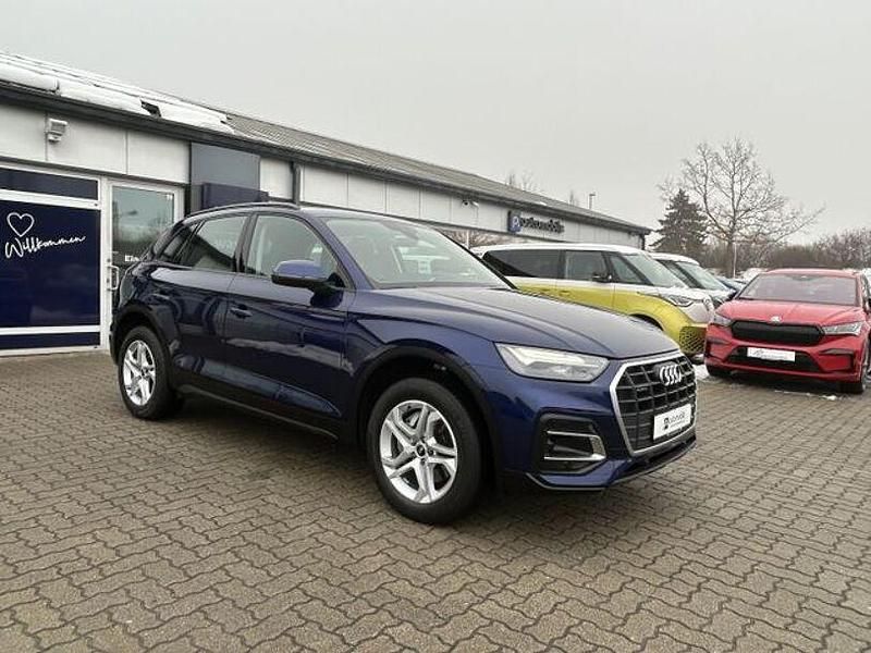 Usado Audi Q5 Basis 204 HP (150 kW) 2023 Azul SUV