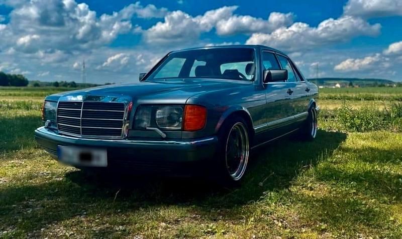 Gebraucht Mercedes E500 252 PS (185 kW) 1990 Grau Limousine
