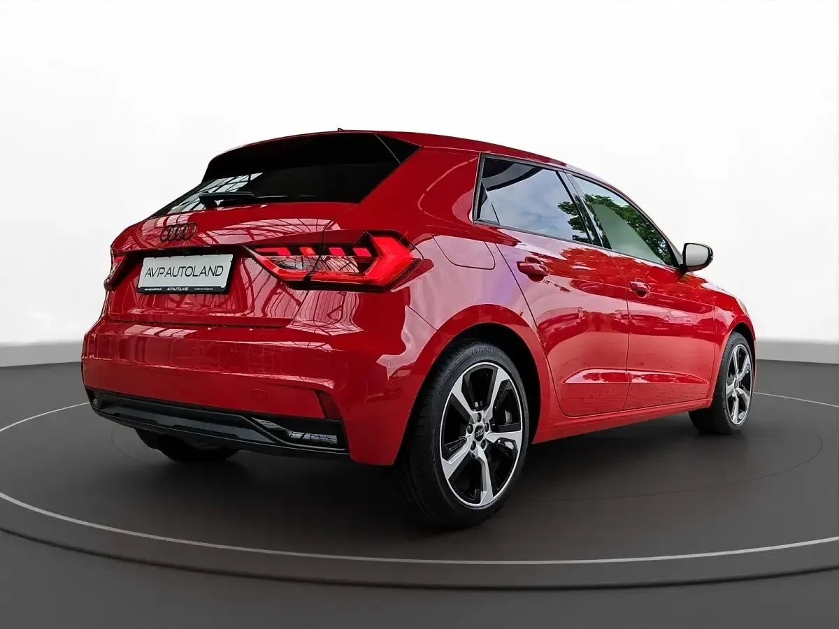 Gebraucht Audi A1 Sportback Advanced Plus 95 PS (69 kW) 2023 Progressivrot Kleinwagen