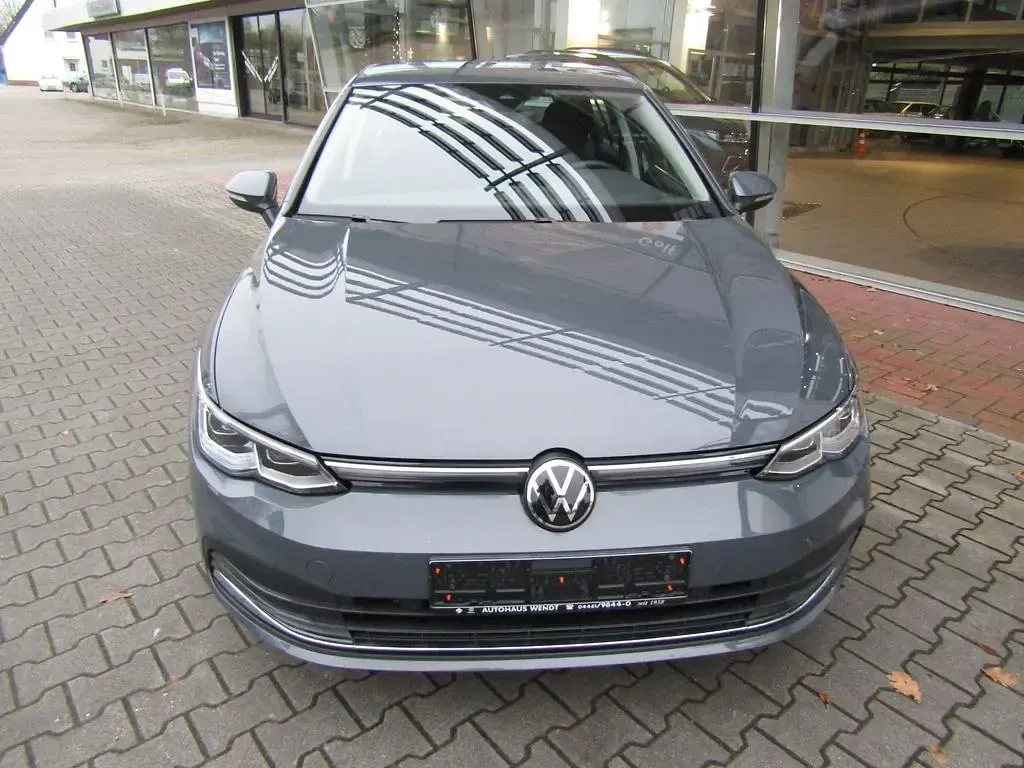 Gebraucht VW Golf VII Style 150 PS (110 kW) 2021 Grau Kleinwagen
