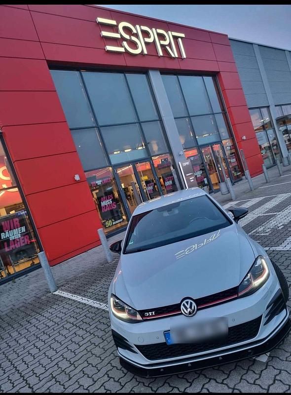 Gebraucht VW Golf VII GTI 310 PS (228 kW) 2017 Kleinwagen