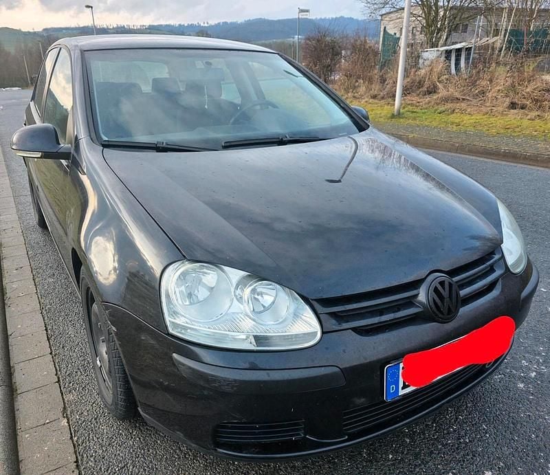 Schwarz Gebraucht 2005 VW Golf V Kleinwagen | 1.100 € (Superpreis) - Bild 1/4