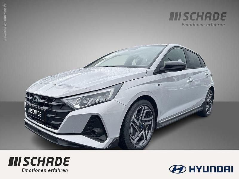 Grau Neu 2025 Hyundai i20 N Line Limousine | 26.770 € (Teuer) - Bild 1/4