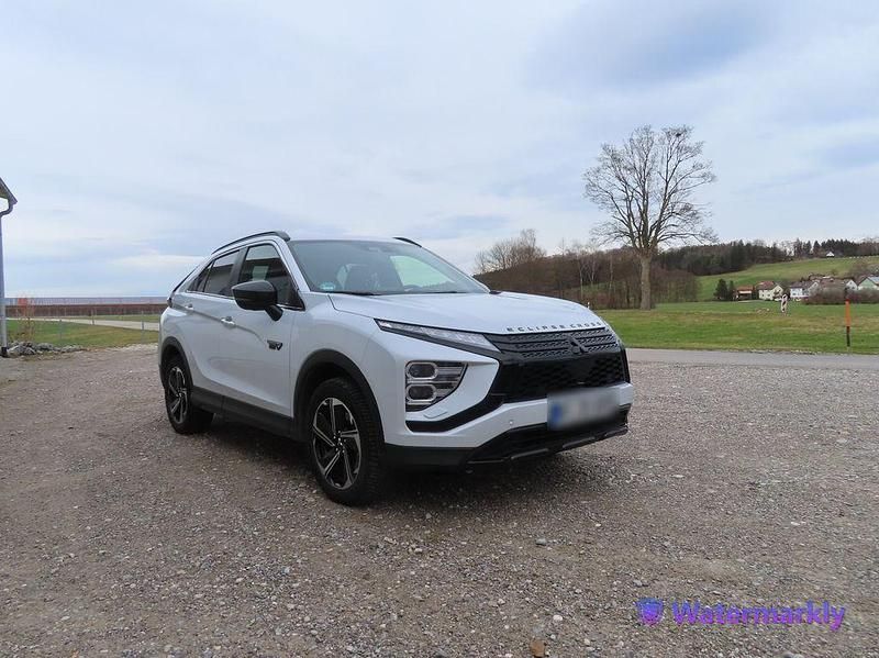 Usado Mitsubishi Eclipse Cross Select 188 HP (138 kW) 2023 Branco SUV