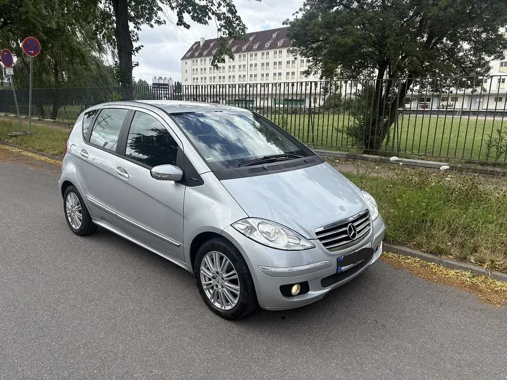 Gebraucht Mercedes A170 116 PS (85 kW) 2005 Polarsilber Limousine
