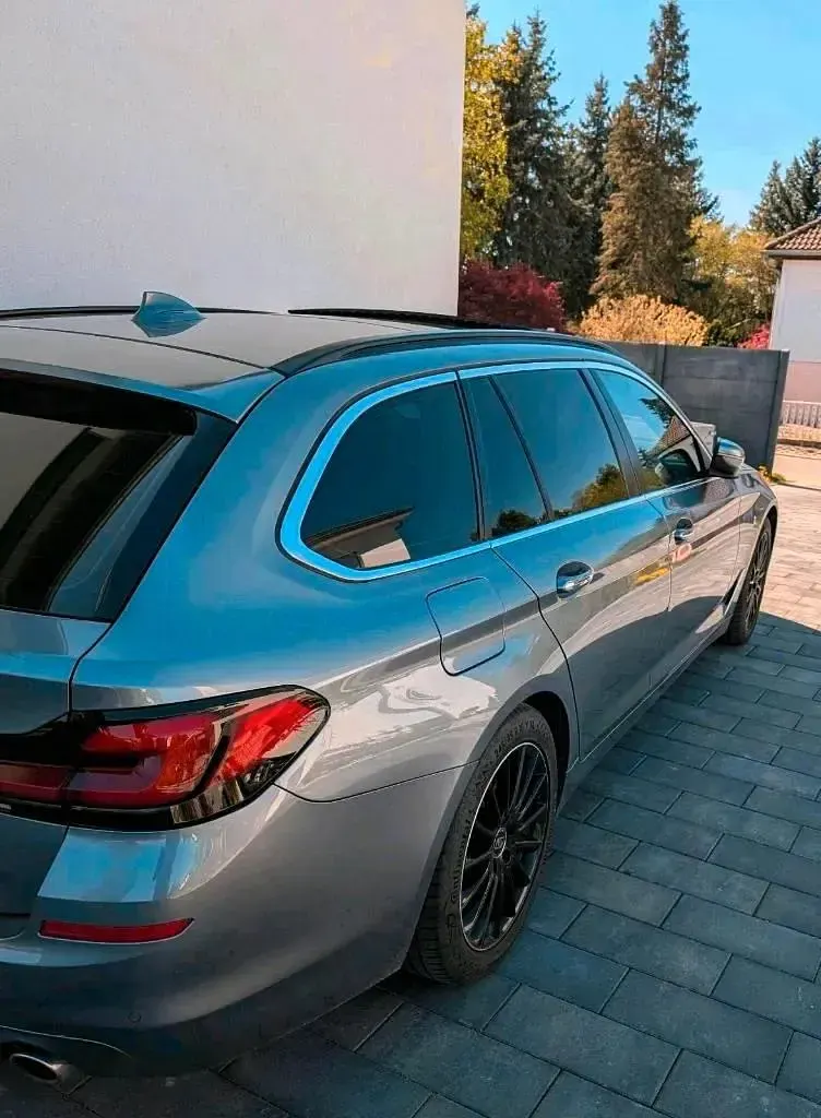 Gebraucht BMW 530 265 PS (194 kW) 2017 Grau Kombi