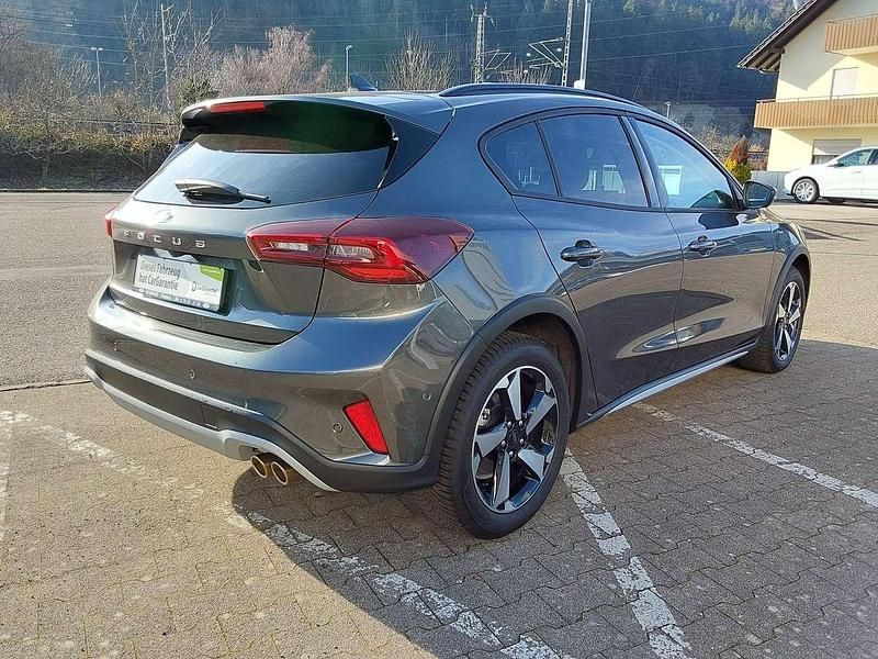 Gebraucht Ford Focus Active 155 PS (114 kW) 2024 Magneticgrau (metallic) Limousine