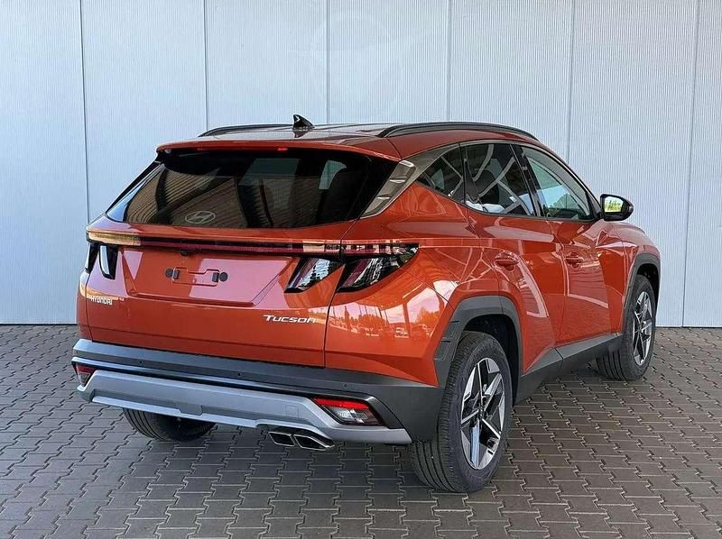 Neu Hyundai Tucson 160 PS (117 kW) 2025 Jupiter orange SUV