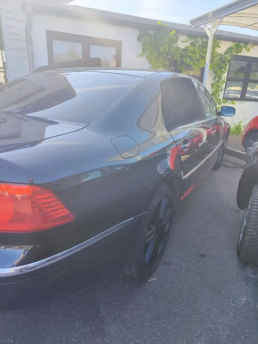 Gebraucht VW Phaeton 224 PS (164 kW) 2007 Schwarz Limousine