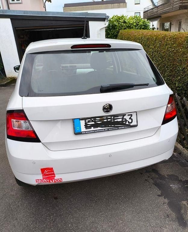 Gebraucht Skoda Fabia Cool Edition 75 PS (55 kW) 2018 Weiß Limousine