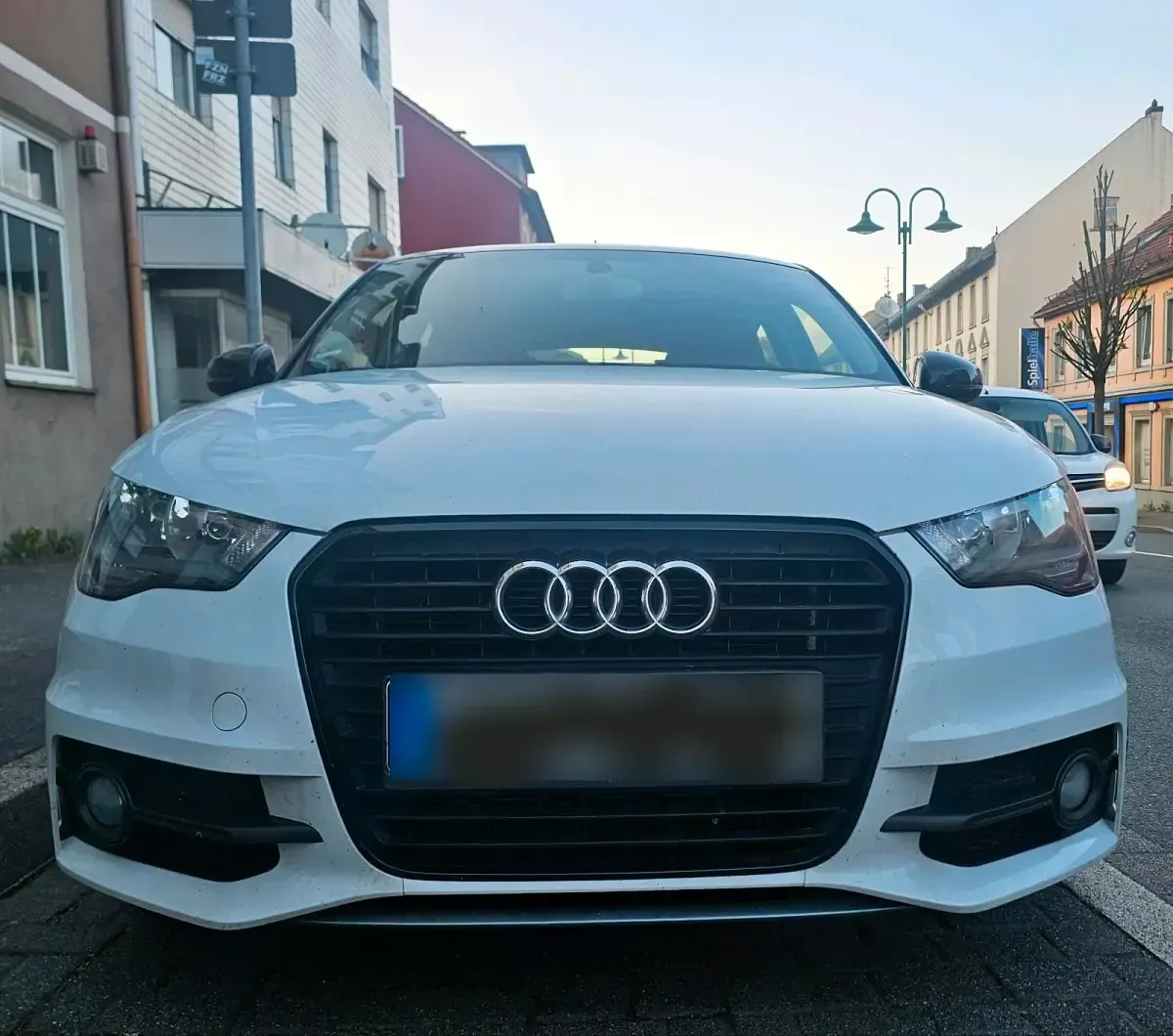 Gebraucht Audi A1 86 PS (63 kW) 2014 Weiß Kleinwagen