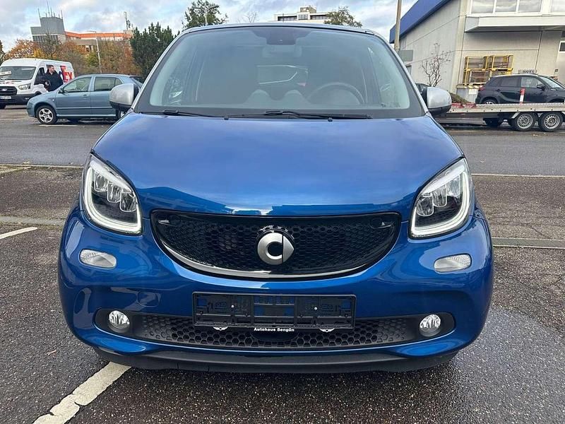 Blau Gebraucht 2019 Smart ForFour Prime Kleinwagen | 16.990 € (Etwas zu teuer) - Bild 1/4