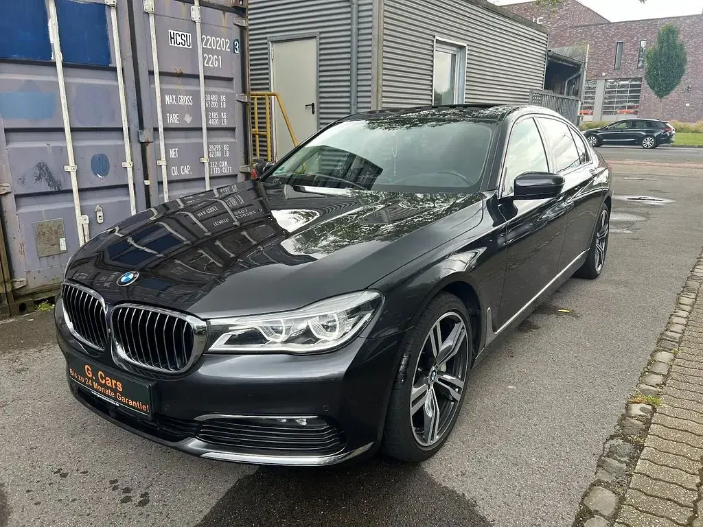 Gebraucht BMW 730 M Sport 265 PS (194 kW) 2018 Grau Limousine