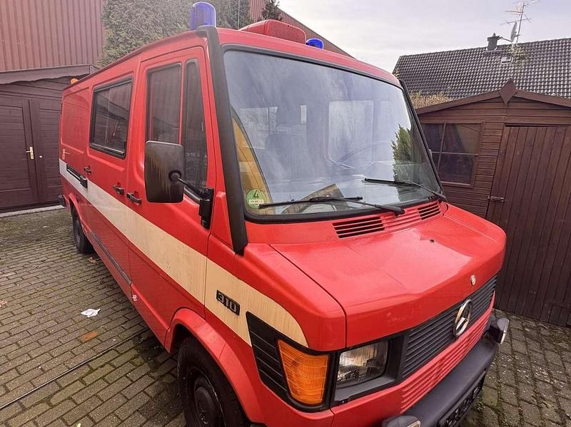 Gebraucht Mercedes T1 105 PS (77 kW) 1990 Rot Van