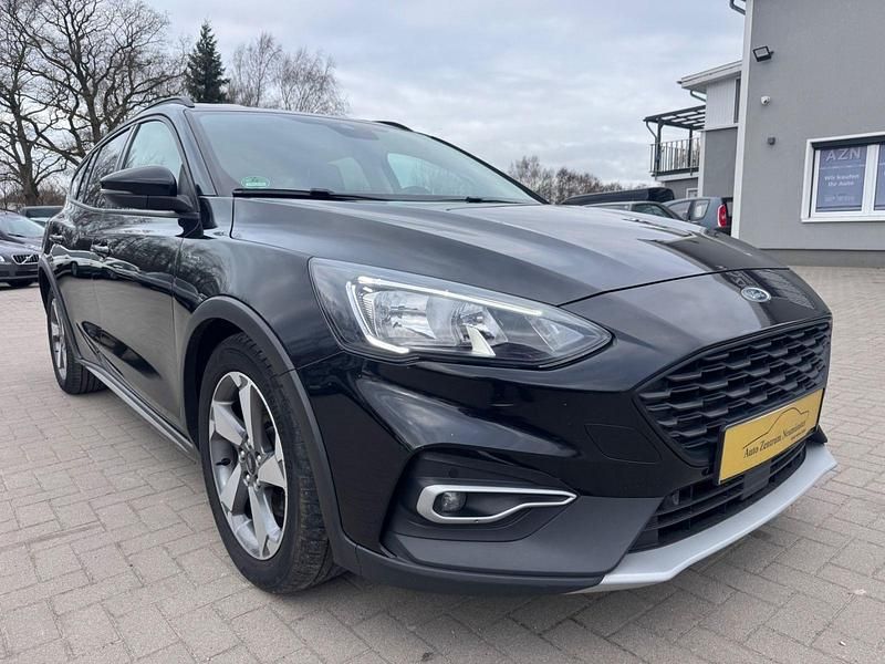 Gebraucht Ford Focus Active 150 PS (110 kW) 2019 Schwarz Kombi