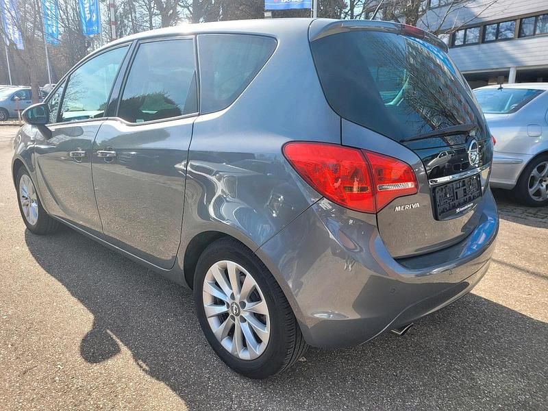 Gebraucht Opel Meriva drive 140 PS (102 kW) 2015 Karbon silber/shiny grey (m2) Van / Kleinbus