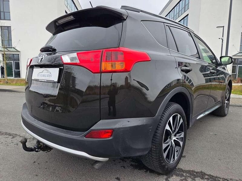 Gebraucht Toyota RAV4 Edition-S 151 PS (111 kW) 2015 Braun SUV