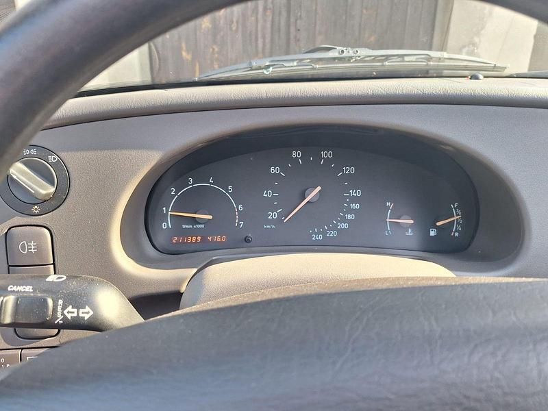 Gebraucht Saab 9-3 Cabriolet 131 PS (96 kW) 1999 Blau Cabrio