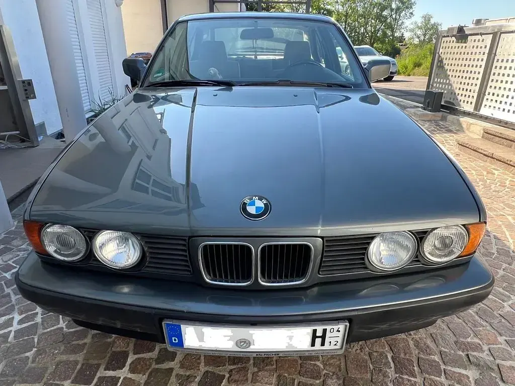 Gebraucht BMW 525 Basis 170 PS (125 kW) 1988 Grau Limousine