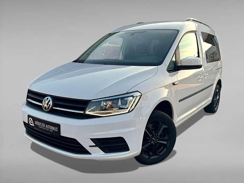 Gebraucht VW Caddy Trendline 125 PS (91 kW) 2016 Weiß Van / Kleinbus