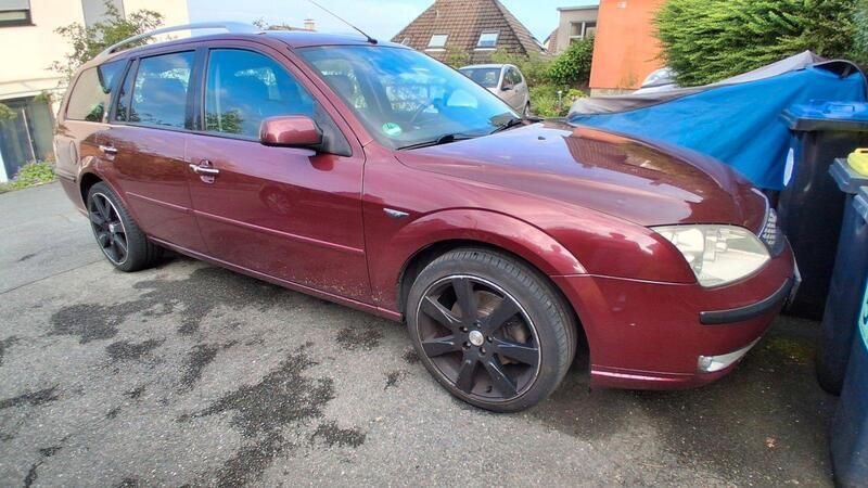 Rot Gebraucht 2005 Ford Mondeo Ghia Kombi | 1.999 € (Fairer Preis) - Bild 1/4