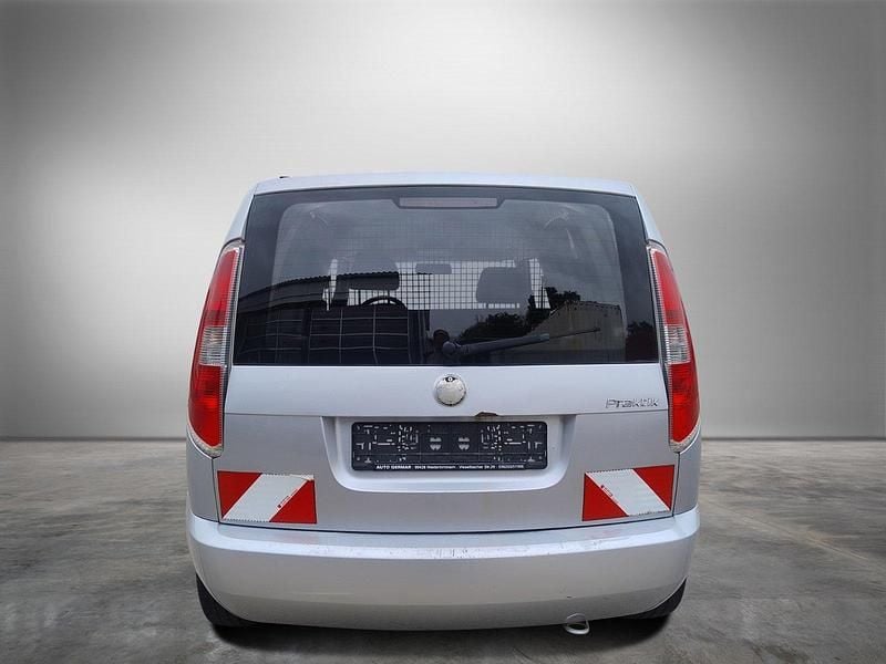 Gebraucht Skoda Roomster 86 PS (63 kW) 2008 Silber Van / Kleinbus