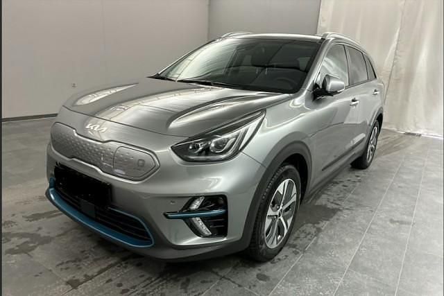 Stahlgraumetallic Gebraucht 2022 Kia e-Niro Spirit SUV | 24.980 € (Fairer Preis) - Bild 1/4