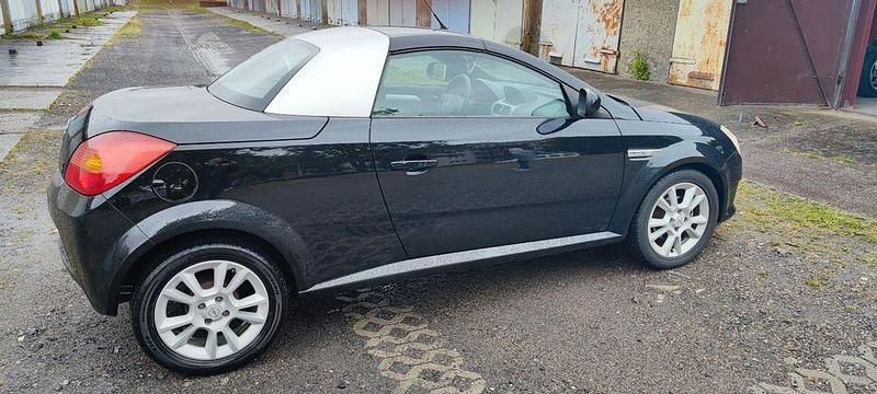 Schwarz Gebraucht 2005 Opel Tigra Edition Cabrio | 1.500 € (Guter Preis) - Bild 1/4