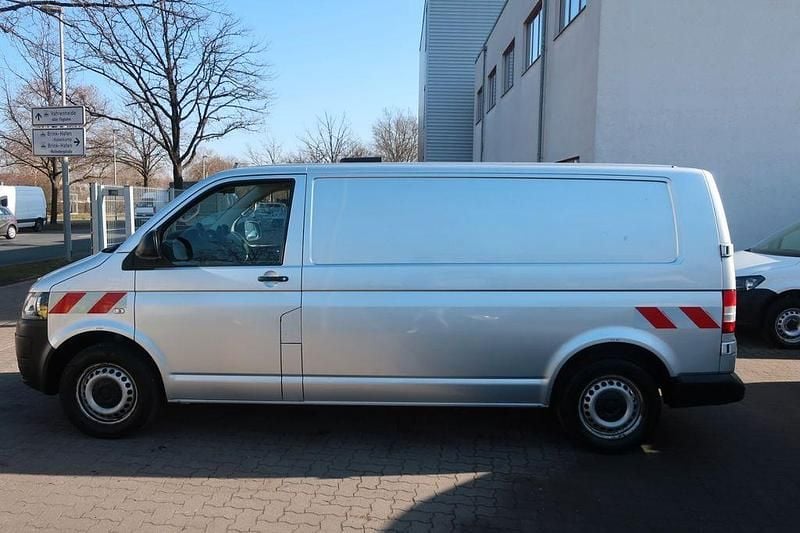 Second-hand VW T5 140 CP (102 kW) 2014 Argintiu Van