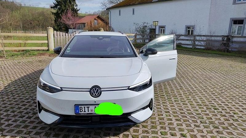 Gebraucht VW ID.7 Pro 210 kW (286 PS) 2024 Weiß Kombi