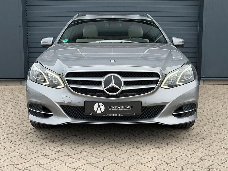Gebraucht Mercedes E250 211 PS (155 kW) 2013 Silber Kombi