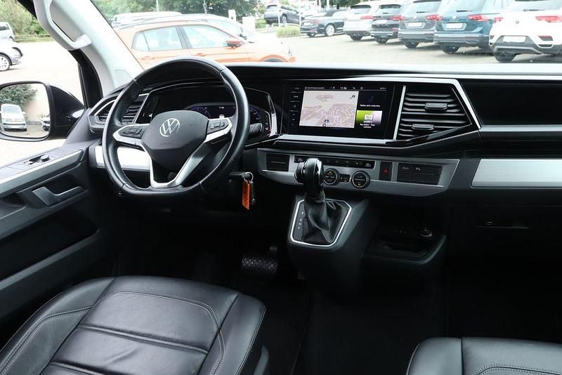 Używany VW Multivan Comfortline 150 KM (110 kW) 2022 Czarny Minivan