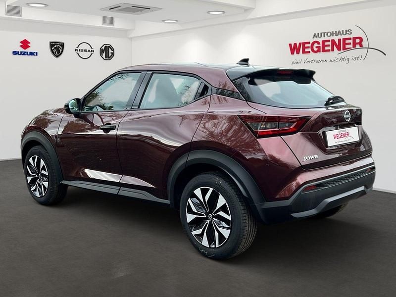 Gebraucht Nissan Juke Acenta 114 PS (83 kW) 2024 Fuji sunset red SUV