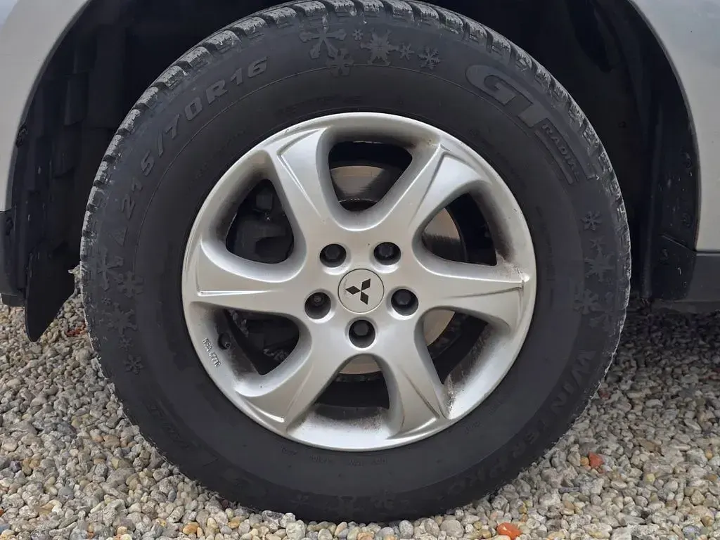 Gebraucht Mitsubishi Outlander 140 PS (102 kW) 2009 Silber SUV