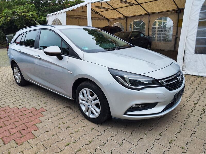 Silber Gebraucht 2018 Opel Astra Business Kombi | 10.700 € (Fairer Preis) - Bild 1/4