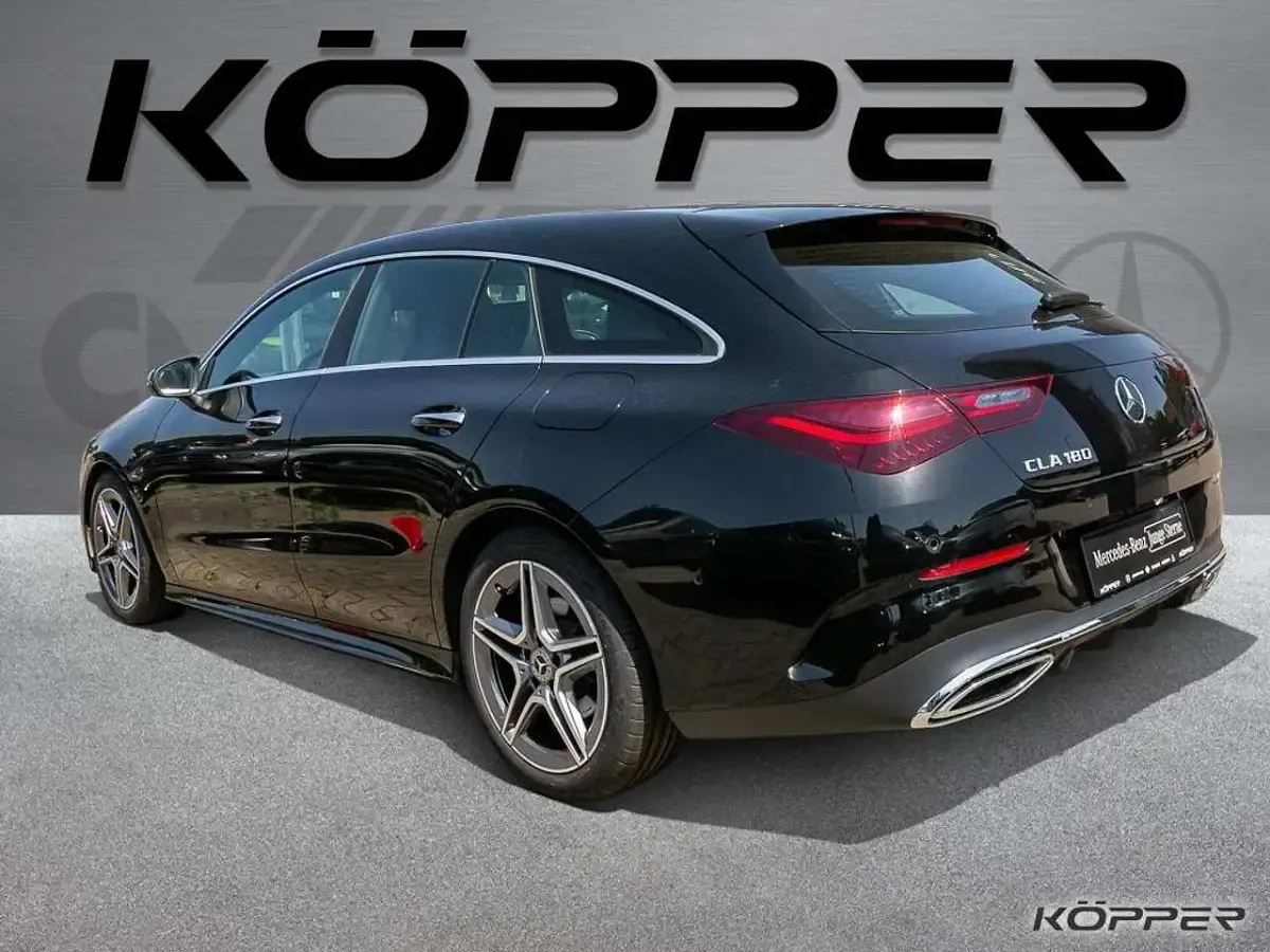 Gebraucht Mercedes CLA180 Advanced Plus 136 PS (100 kW) 2025 Kosmosschwarz Kombi