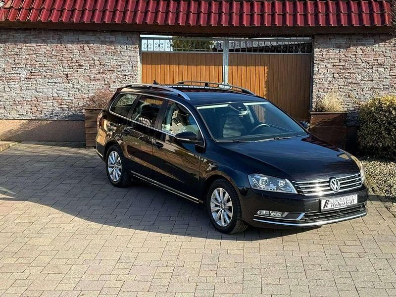 Gebraucht VW Passat Edition 140 PS (102 kW) 2014 Schwarz Kombi