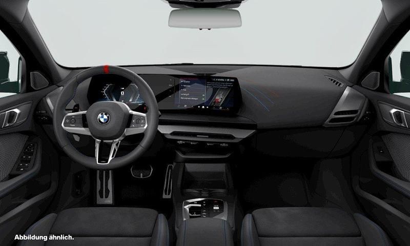 Gebraucht BMW M135 Performance 300 PS (220 kW) 2025 Schwarz Kleinwagen