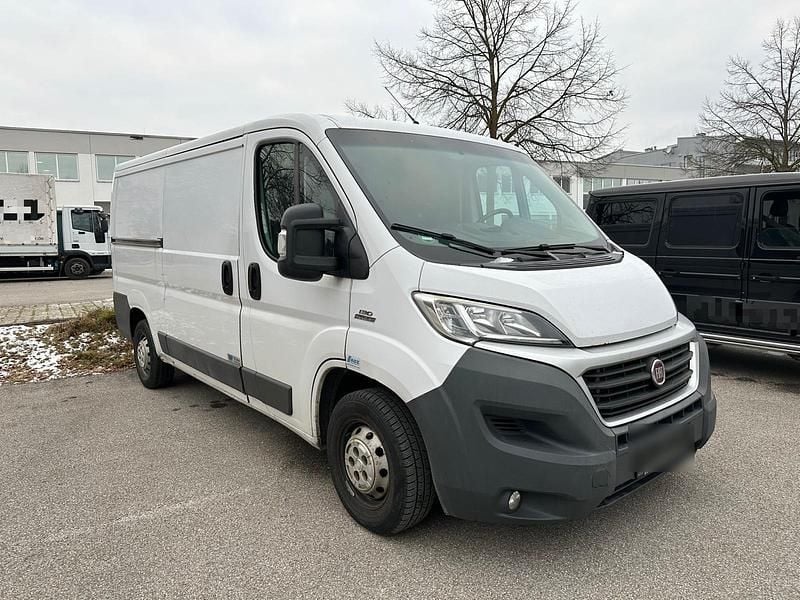 Gebraucht Fiat Ducato 131 PS (96 kW) 2015 Weiß Van