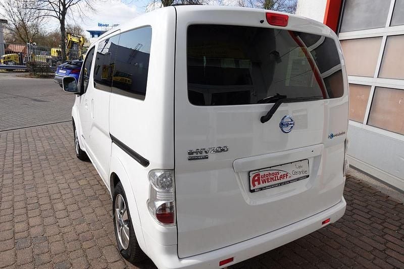 Gebraucht Nissan e-NV200 80 kW (109 PS) 2020 Weiß Van / Kleinbus