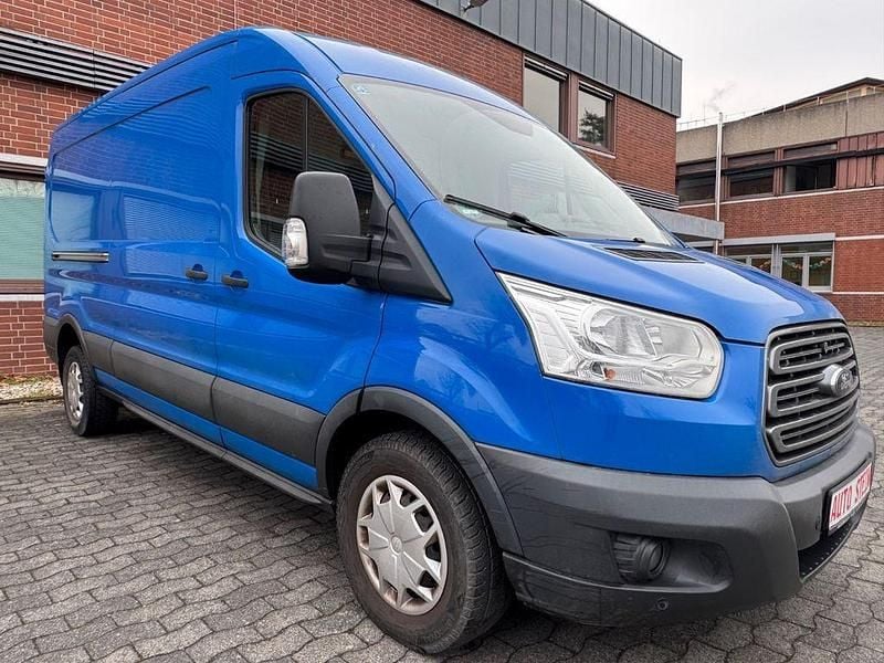 Gebraucht Ford Transit Trend 131 PS (96 kW) 2019 Blau Van / Kleinbus
