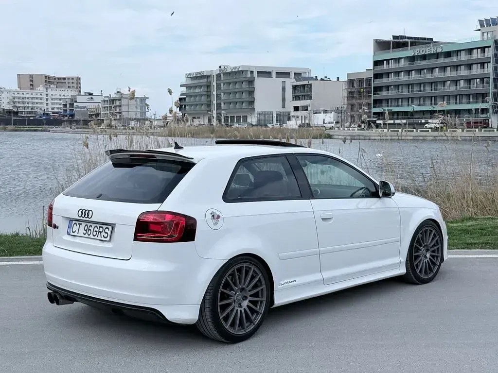 Gebraucht Audi S3 Sport 265 PS (194 kW) 2009 Weiß Kleinwagen