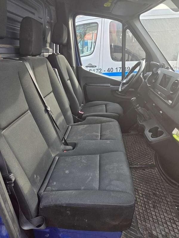 Gebraucht Mercedes Sprinter 155 PS (114 kW) 2019 Blau Van