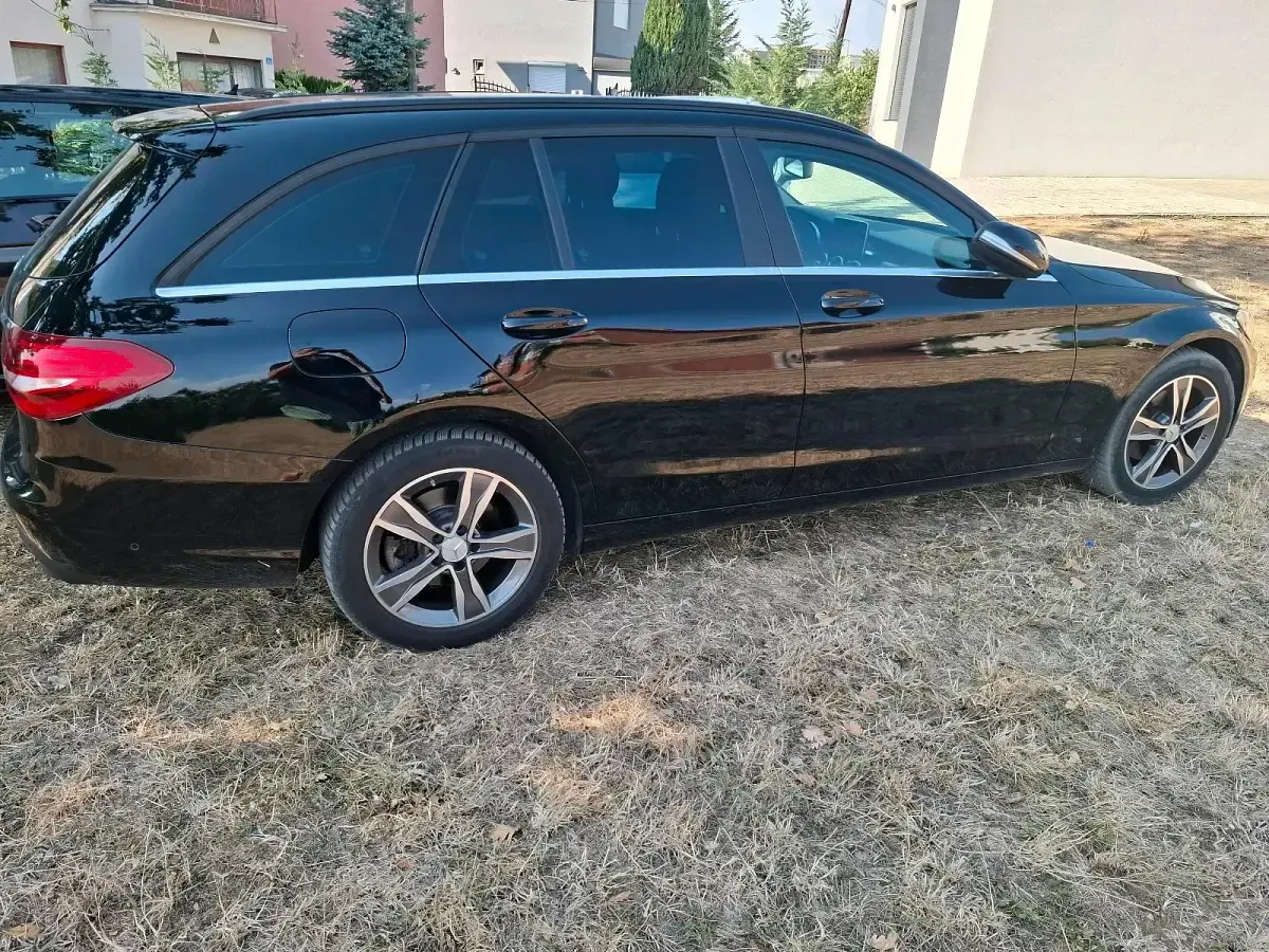 Gebraucht Mercedes C200 136 PS (100 kW) 2015 Schwarz Kombi